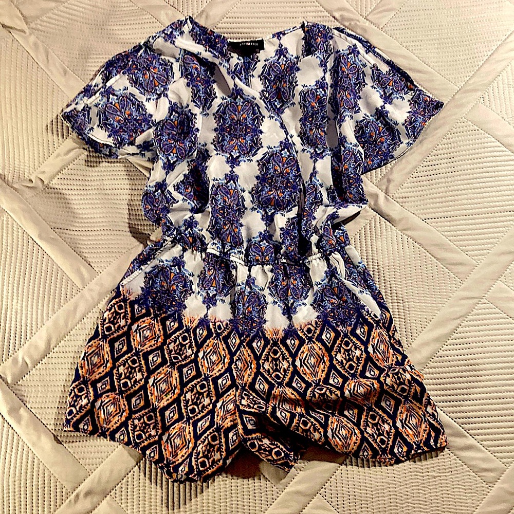 CUTE SUMMERTIME ROMPER- open-sholder